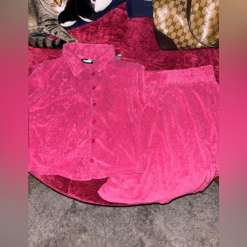 Missguided Fuchsia Textured Set co-ord worn once to LA PRIDE